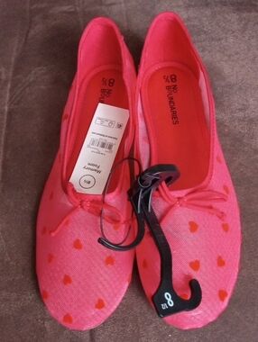 Brand New No Boundaries Red Heart Ballet Flats
